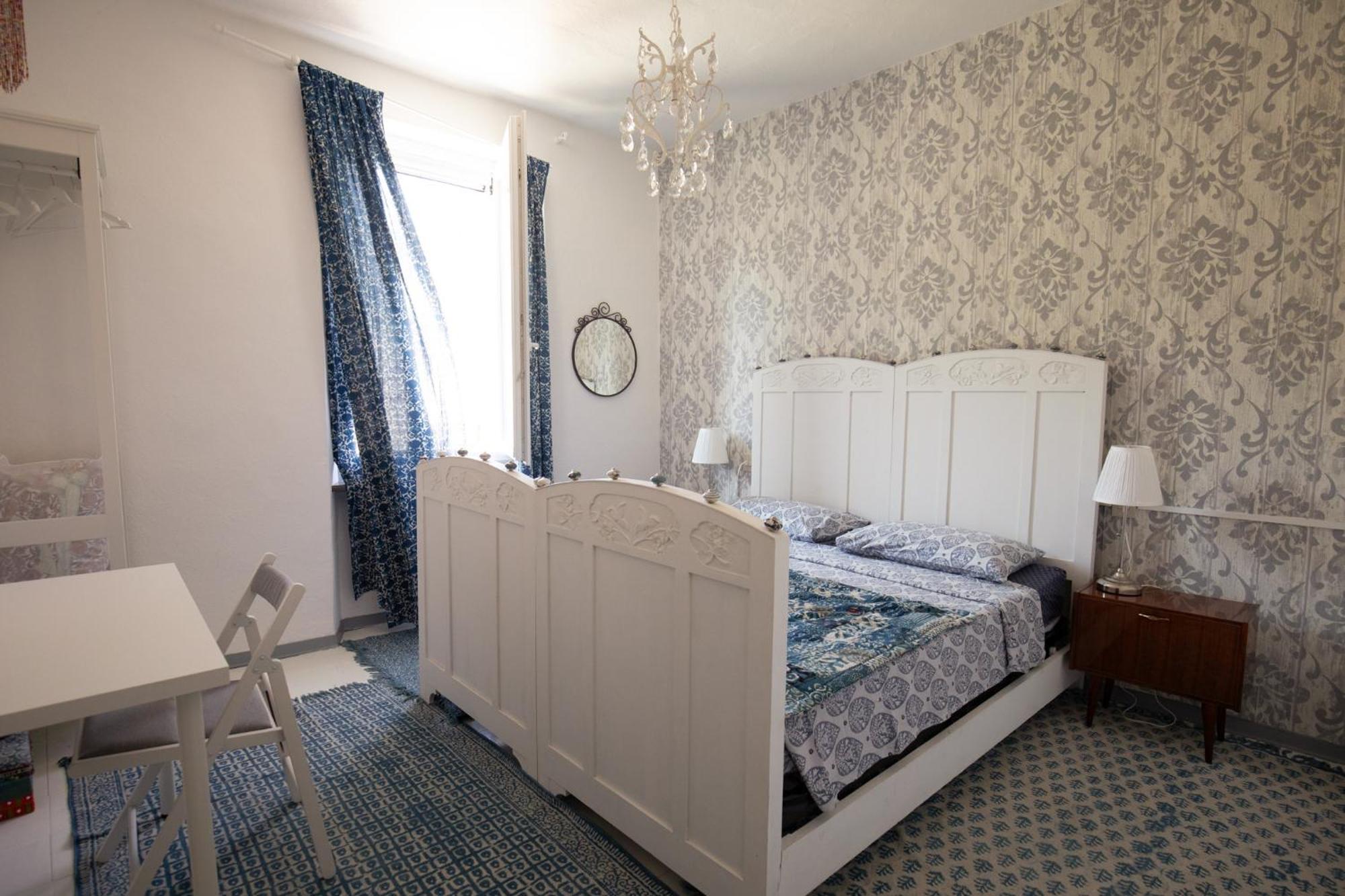Boblin Blu Bed & Breakfast *
